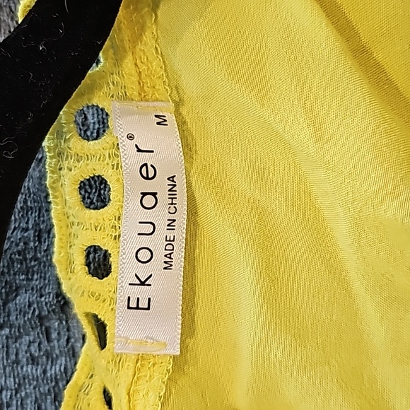 Ekouaer double tie lace eyelet bathing suit cover up yellow Size M to L - Picture 7 of 8